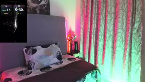 Snapshot of barbie_devon chatting on June 2026 08:29:02 PM barbie_devon online show from June 2026 08:29:02 PM