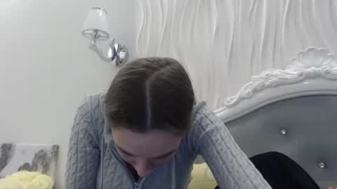 Kate online show from December 2025 09:13:02 PM