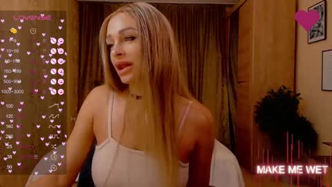 Snapshot of barbie_kiss1 chatting on December 2024 01:47:02 AM barbie online show from December 2024 01:47:02 AM