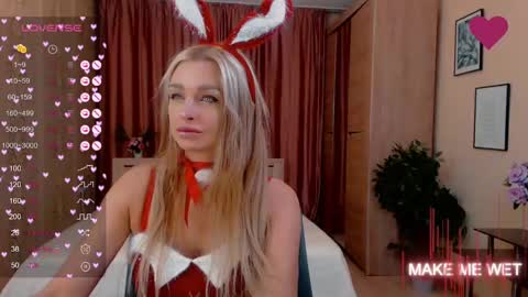 Snapshot of barbie_kiss1 chatting on December 2024 01:27:01 AM barbie online show from December 2024 01:27:01 AM