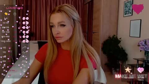 Snapshot of barbie_kiss1 chatting on January 2025 03:59:02 AM barbie online show from January 2025 03:59:02 AM