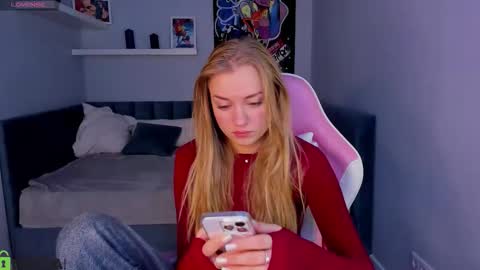 LisGTM2 Mon-Thu Sat 0100am-0700am online show from November 2025 12:54:01 AM