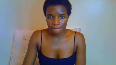 Snapshot of barbie_queen17 chatting on March 2026 10:38:02 PM VEE online show from March 2026 10:38:02 PM