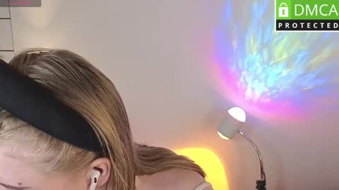 Barbie Staze online show from April 2026 03:28:01 AM