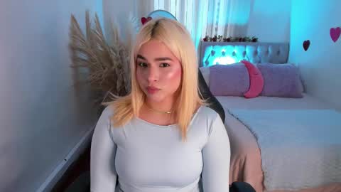 barbiehannab online show from February 2026 07:25:02 PM