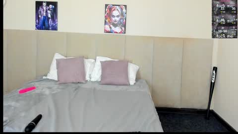 Snapshot of barbiemuscle1 chatting on December 2024 01:00:02 AM Barbie online show from December 2024 01:00:02 AM