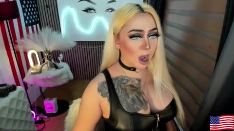Snapshot of barbietop_alexa69 chatting on September 2025 04:15:01 AM Miss Alexa Fields online show from September 2025 04:15:01 AM