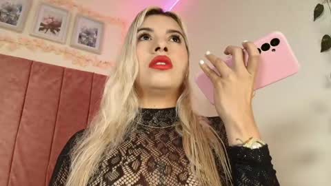 barbiie_98 online show from April 2026 02:54:01 PM