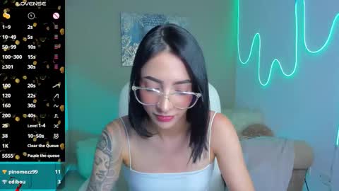 Barbie Scot online show from October 2025 08:43:02 PM