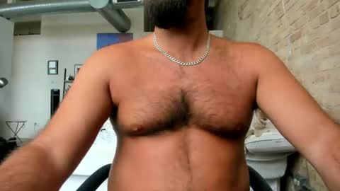 Snapshot of barebackheat chatting on June 2026 01:35:01 PM Barebackheat online show from June 2026 01:35:01 PM