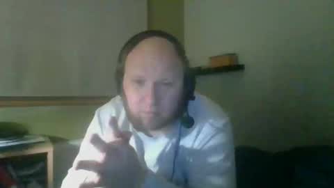 Snapshot of bart_poland chatting on February 2025 02:40:01 AM bart_poland online show from February 2025 02:40:01 AM