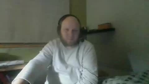 Snapshot of bart_poland chatting on February 2025 02:39:02 AM bart_poland online show from February 2025 02:39:02 AM