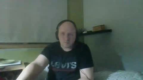 Snapshot of bart_poland chatting on October 2025 09:57:01 PM bart_poland online show from October 2025 09:57:01 PM