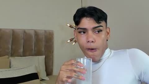 Snapshot of bastian_carter chatting on November 2025 12:15:02 PM Bastian online show from November 2025 12:15:02 PM