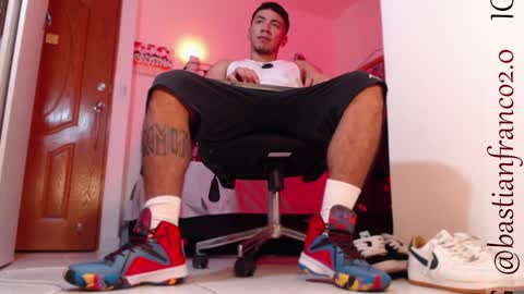 Bastian Independent Model online show from December 2024 03:50:02 AM