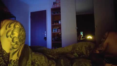 bastone66 online show from November 2025 01:00:01 AM