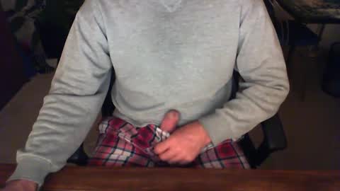 BateBro13 online show from December 2024 01:51:01 PM