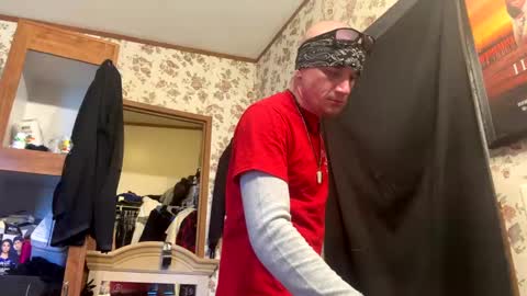 Snapshot of battlewolfxx chatting on January 2025 04:48:02 PM battlewolfxx online show from January 2025 04:48:02 PM