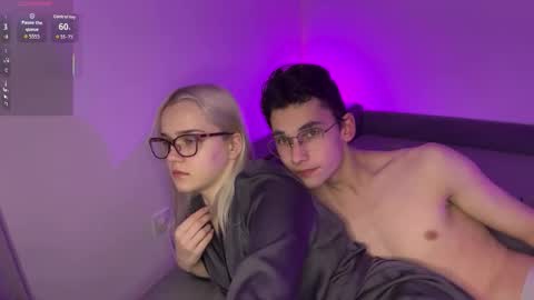 Max and Bella online show from January 2026 01:59:01 PM