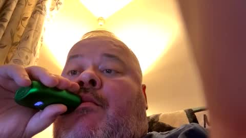 bazza2211 online show from April 2026 12:24:02 AM