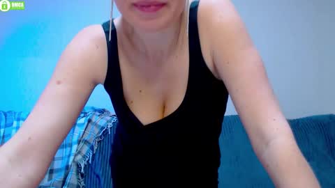 bb__bonami_ online show from October 2025 08:37:01 AM