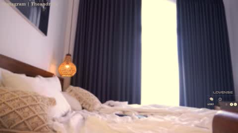 Snapshot of bbrandon_ chatting on February 2026 07:04:01 AM Brandon online show from February 2026 07:04:01 AM