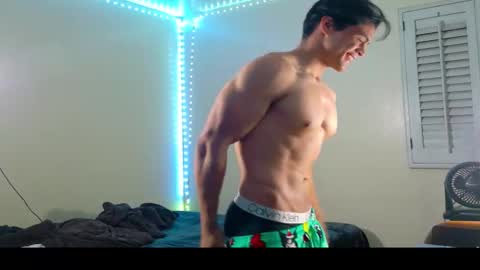 unknown online show from November 2025 04:56:01 AM