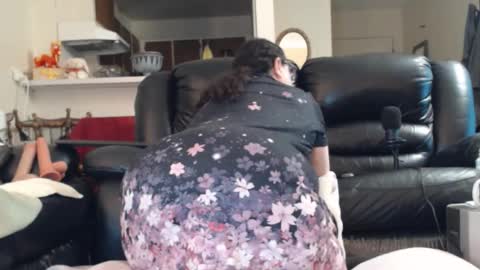 Julie online show from March 2026 04:01:01 PM