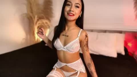 Snapshot of bby_izzy chatting on July 2026 01:29:02 PM Bby online show from July 2026 01:29:02 PM