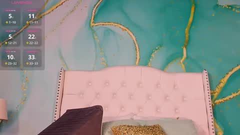 Alexxa online show from November 2025 01:11:01 PM