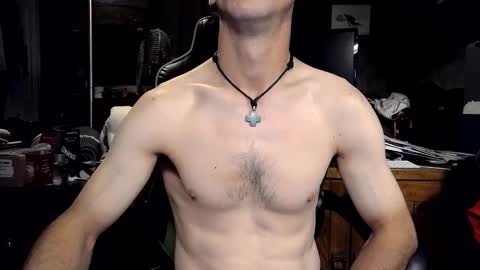 bchillin28 online show from October 2025 03:34:01 PM