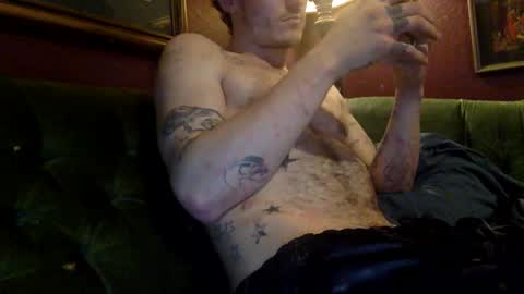 Snapshot of bdnwest417 chatting on February 2025 05:26:01 AM BESTDICK417 online show from February 2025 05:26:01 AM