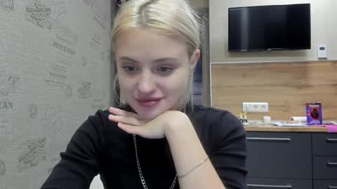 Summer BABY online show from December 2024 05:04:02 PM