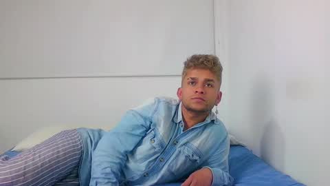 Snapshot of be_sinners chatting on December 2024 01:32:02 AM Sara Juan online show from December 2024 01:32:02 AM