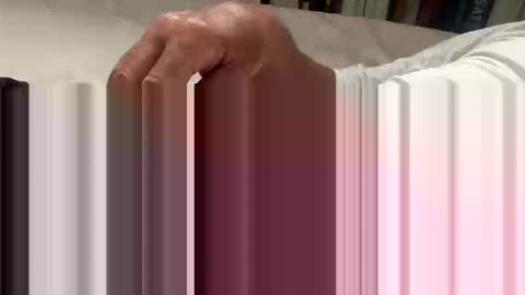 BeachGuy online show from November 2025 03:47:02 PM