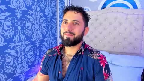 bear_mao_ online show from February 2026 11:28:02 AM