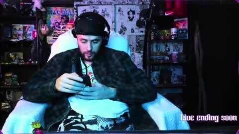 Snapshot of beastbxy chatting on December 2024 07:58:02 AM beast bxy online show from December 2024 07:58:02 AM