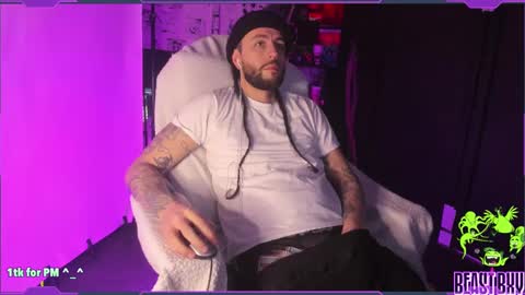 Snapshot of beastbxy chatting on January 2025 09:17:02 AM beast bxy online show from January 2025 09:17:02 AM