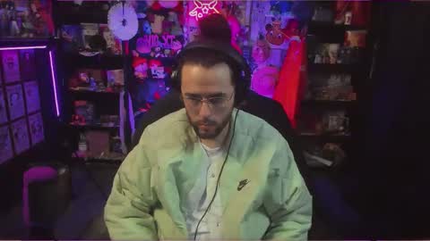 Snapshot of beastbxy chatting on October 2025 01:06:01 AM beast bxy online show from October 2025 01:06:01 AM