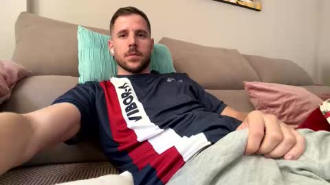 beastcumcam online show from April 2026 01:43:02 PM