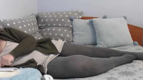 Snapshot of beatrice26 chatting on December 2024 02:49:02 PM beatrice26 online show from December 2024 02:49:02 PM