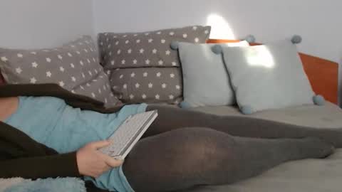 beatrice26 online show from November 2025 12:48:01 PM