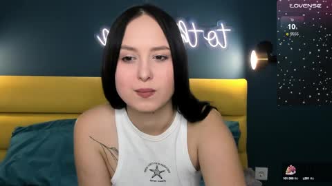 Snapshot of beatricereeves chatting on January 2025 01:33:01 AM Beatrice 3 online show from January 2025 01:33:01 AM
