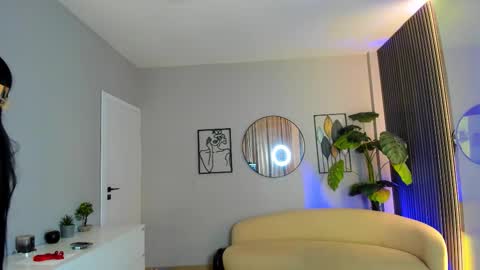 Betty online show from March 2026 04:58:01 AM