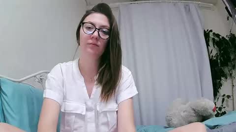 BeatriceTender online show from December 2024 09:30:02 PM