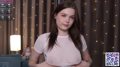 Snapshot of beatrixcutsforth chatting on January 2025 12:52:01 PM Beatrix or Triss3 online show from January 2025 12:52:01 PM
