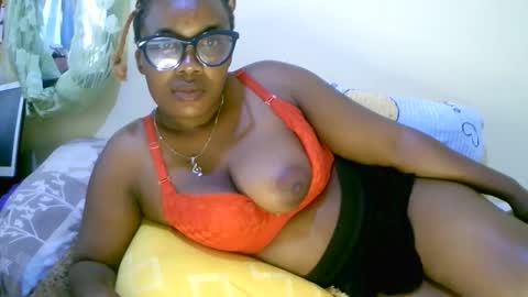 beautifulpeach2 online show from February 2025 07:10:01 AM