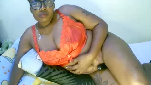 beautifulpeach2 online show from February 2025 07:55:01 AM