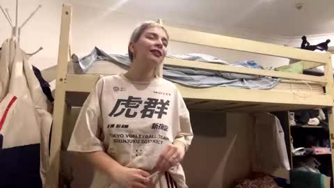 Snapshot of beautifultips chatting on February 2026 05:14:01 PM Mia online show from February 2026 05:14:01 PM