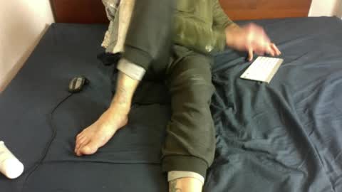 Snapshot of beautifulworld33 chatting on November 2025 12:10:02 AM beautifulworld33 online show from November 2025 12:10:02 AM